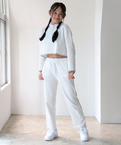 B:MING by BEAMS(ビーミングバイビームス)の「B:MING by BEAMS / カットオフ フーディー(130~160cm)(パーカー・キッズ・ホワイト/ピンク・130/140/150/160)」の14枚目の写真