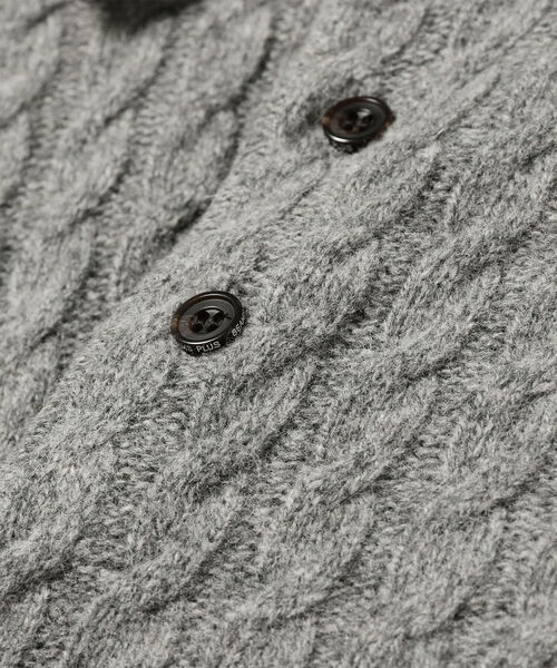 BEAMS PLUS（ビームスプラス）の「BEAMS PLUS / 9ゲージ ケーブル ニット ポロシャツ（ポロシャツ・メンズ・グレー/ベージュ/オレンジ系その他7・LARGE/MEDIUM/X-LARGE/SMALL）」の11枚目の写真