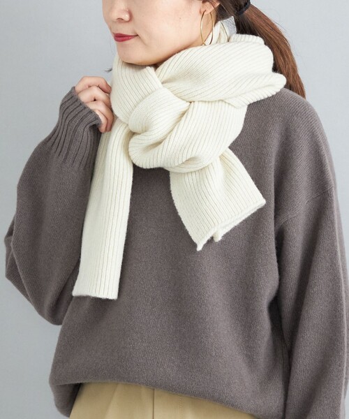 ROBERT MACKIE（ロバートマッキー）の「ROBERTMACKIE:〈手洗い可能〉リブマフラー◆（マフラー・レディース・イエロー/オレンジ/ピンク/ナチュラル・ONE SIZE）」の2枚目の写真