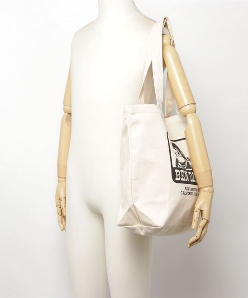 BEN DAVIS（ベンデイビス）の「【BEN DAVIS/ベンデイビス】ブランドロゴ キャンバス トートバッグ（トートバッグ・レディース・ブラック/オフホワイト・ONE SIZE）」の4枚目の写真