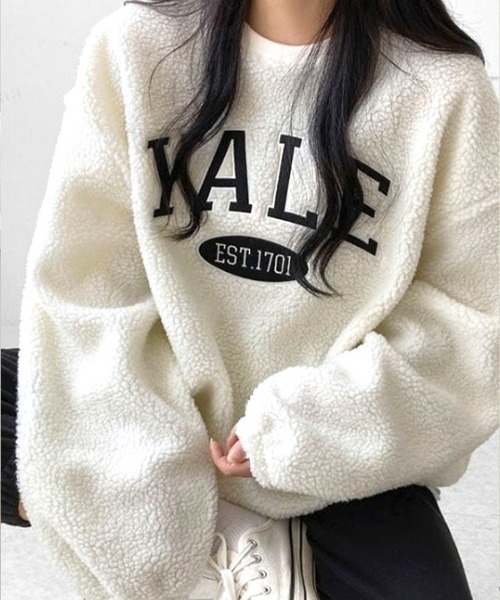 Dalfwin(ダールフィン)の「2022 AW 秋冬 韓国ファッション ボア スウェット レディース YALE刺繍ロゴボアスウェット フリーストップス(スウェット・レディース・ブラック/ホワイト/ネイビー・FREE)」の1枚目の写真