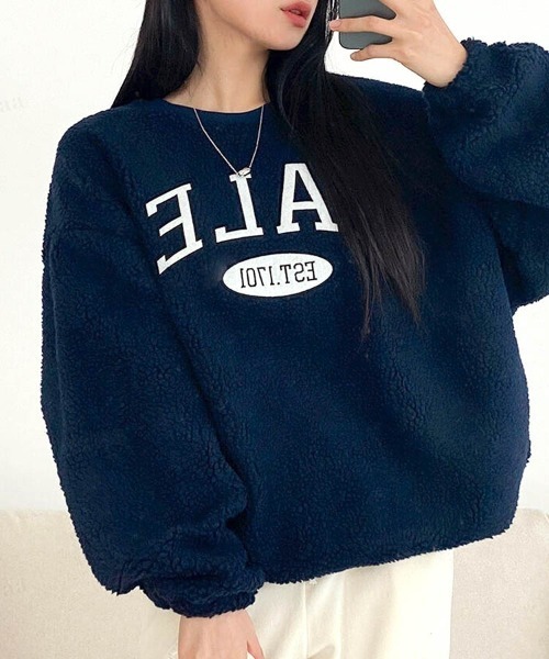 Dalfwin(ダールフィン)の「2022 AW 秋冬 韓国ファッション ボア スウェット レディース YALE刺繍ロゴボアスウェット フリーストップス(スウェット・レディース・ブラック/ホワイト/ネイビー・FREE)」の19枚目の写真