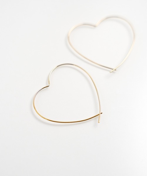 SIGNAL(シグナル)の「【SIGNAL / シグナル】 Heart Pierce 40mm/ ハートフープピアス(ピアス(両耳用)・レディース・シルバー/ゴールド・FREE)」の3枚目の写真