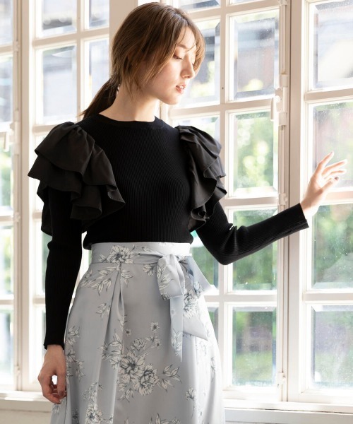 MISCH MASCH（ミッシュマッシュ）の「肩フリルリブニット（ニット