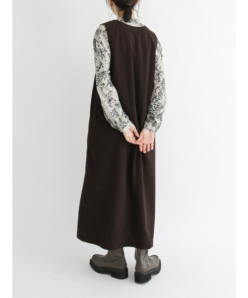 Samansa Mos2 blue(サマンサモスモスブルー)の「コーデュロイジャンスカ(ジャンパースカート・レディース・ダークブラウン/モカ/チャコール・フリ-)」の6枚目の写真