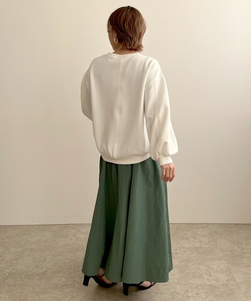 LHELBIE(レルビエ)の「フラワーコード刺繍プルオーバー(Tシャツ/カットソー・レディース・グリーン/ブラック/オフホワイト・M)」の7枚目の写真