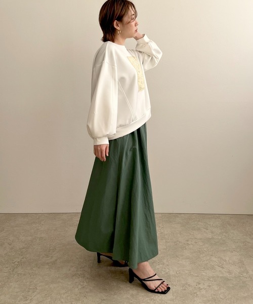 LHELBIE(レルビエ)の「フラワーコード刺繍プルオーバー(Tシャツ/カットソー・レディース・グリーン/ブラック/オフホワイト・M)」の6枚目の写真