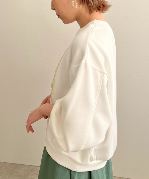 LHELBIE(レルビエ)の「フラワーコード刺繍プルオーバー(Tシャツ/カットソー・レディース・グリーン/ブラック/オフホワイト・M)」の12枚目の写真