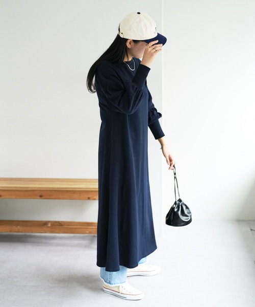 DISCOAT（ディスコート）の「【WEB限定】ポイント刺繍ラグランワンピース（ワンピース・レディース・ホワイト/ブラック/アイボリー/グレイッシュベージュ・MEDIUM）」の18枚目の写真