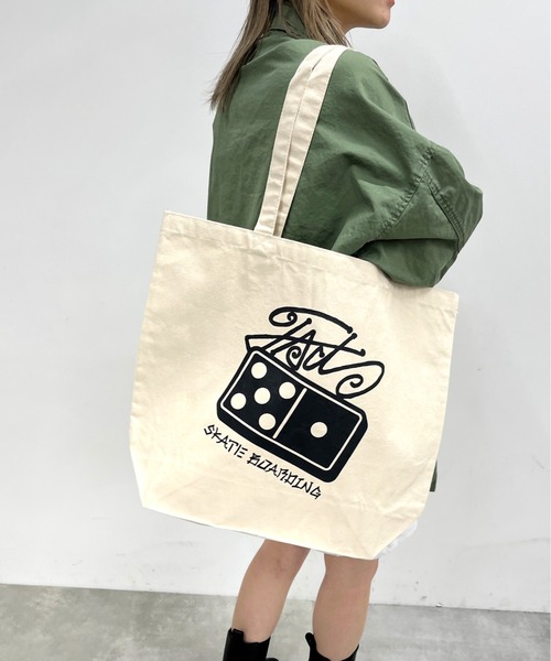 WHO'S WHO gallery（フーズフーギャラリー）の「COOPER FACTドミノトート（トートバッグ・メンズ・レッド/イエロー/ブラック/ネイビー・FREE）」の2枚目の写真