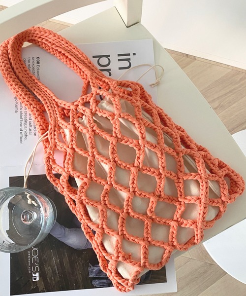 moment+（モーメントプラス）の「フィッシュネット巾着ハンドバッグ（ハンドバッグ・レディース・イエロー/ラベンダー/オレンジ/ピンク/ブラック/アイボリー・FREE）」の6枚目の写真