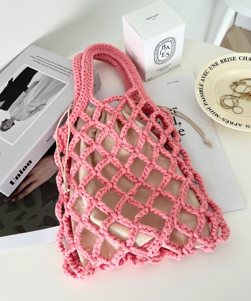 moment+（モーメントプラス）の「フィッシュネット巾着ハンドバッグ（ハンドバッグ・レディース・イエロー/ラベンダー/オレンジ/ピンク/ブラック/アイボリー・FREE）」の7枚目の写真