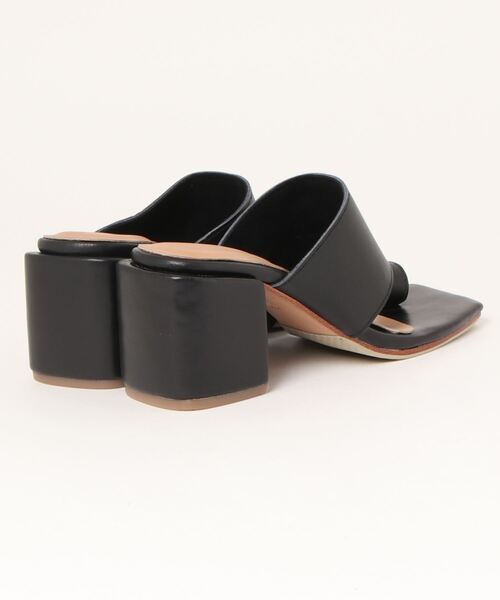 DRESSLAVE（ドレスレイブ）の「JAMES SMITH / francos heel(太ヒールトングサンダル)（サンダル・レディース・ブラック・37）」の3枚目の写真