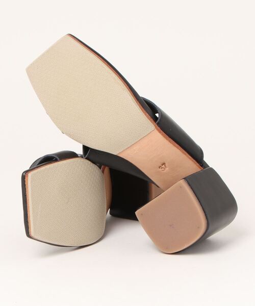 DRESSLAVE（ドレスレイブ）の「JAMES SMITH / francos heel(太ヒールトングサンダル)（サンダル・レディース・ブラック・37）」の2枚目の写真