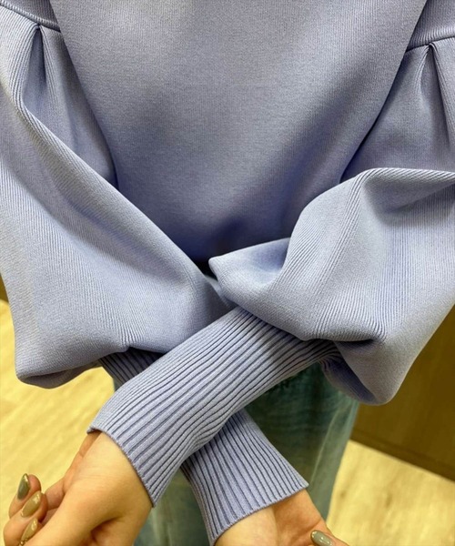 REDYAZEL（レディアゼル）の「袖ボリュームデコルテあきニット（ニット/セーター・レディース・オフホワイト/サックスブルー/ネイビー・FREE）」の9枚目の写真