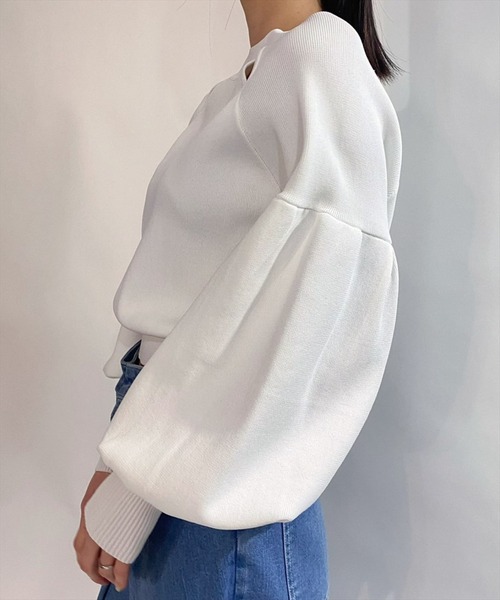 REDYAZEL（レディアゼル）の「袖ボリュームデコルテあきニット（ニット/セーター・レディース・オフホワイト/サックスブルー/ネイビー・FREE）」の19枚目の写真