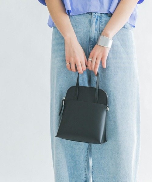 KBF（ケイビーエフ）の「ミニハンドルBAG（ハンドバッグ・レディース・ブラック/ホワイト・ONE）」の3枚目の写真