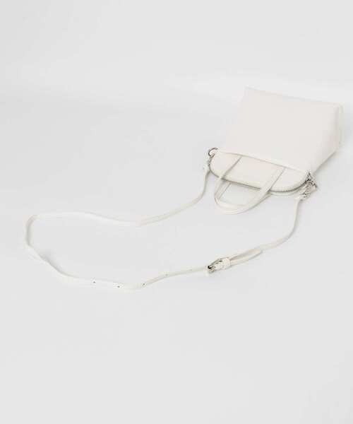 KBF（ケイビーエフ）の「ミニハンドルBAG（ハンドバッグ・レディース・ブラック/ホワイト・ONE）」の6枚目の写真