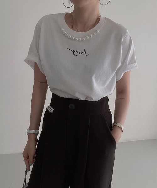 N.s(エヌドットエス)の「フロントパールロゴTシャツ(Tシャツ/カットソー・レディース・ブラック/ホワイト/ベージュ・FREE)」の3枚目の写真