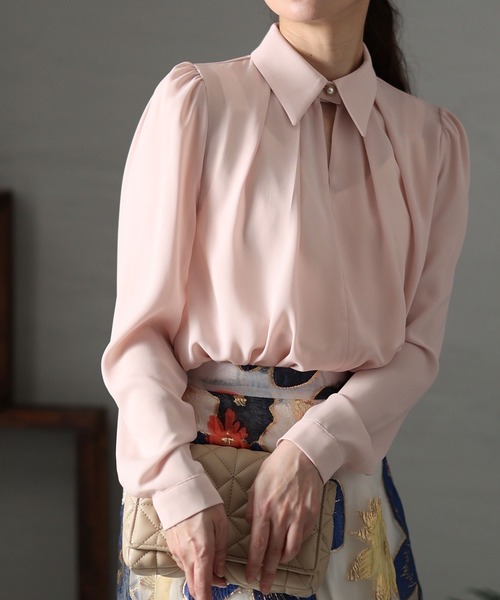 Sawa a la mode(サワアラモード)の「デコルテポイントブラウス(シャツ/ブラウス・レディース・ピンク/ホワイト/ミント・FREE)」の3枚目の写真