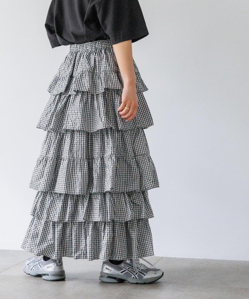 yuw（ユウ）の「ギャザーティアードスカート　704744（スカート・レディース・チャコールグレー/ブラック/その他・FREE）」の11枚目の写真