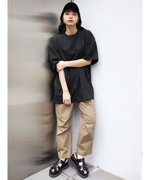 PUMA(プーマ)の「【MURUA×PUMA】アートプリントユニセックスTシャツ(Tシャツ/カットソー・レディース・ホワイト/ブラック・FREE)」の14枚目の写真