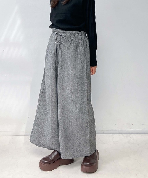 AS KNOW AS plus(アズノゥアズプラス)の「〇レースアップ ワイドパンツ(その他パンツ・レディース・キナリ/ブラック系/チェック/サックスブルー/ブラック系その他/アイボリー系/インディゴブルー/イエロー系/グリーン系/オレンジ系/ブラック系1/ブルー系その他/杢グレー/ブラック/ブラウン系その他/ブラウン系1/グレー系その他/ブルー系その他2/アイボリー系1/ブラック系その他2/グレー系1/ブルー系/カーキ系/レッド系/ブルー系その他3/グレー系2/ブラウン系その他2/カーキ系2/グレー系その他2・FREE)」の10枚目の写真