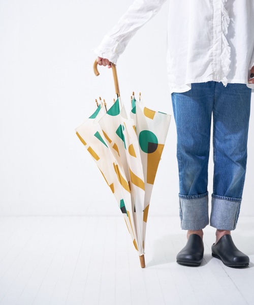 392 plusm（サンキューニプリュスエム）の「Umbrella Long 60 - day dream - 790233（長傘・レディース・グリーン/イエロー/ネイビー・60cm）」の10枚目の写真