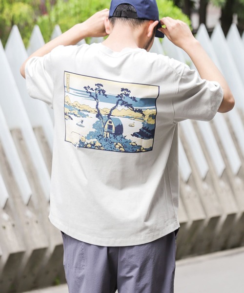 EKAL（エカル）の「『接触冷感』UKIYO-E LAKE T-SHIRTS（Tシャツ/カットソー・メンズ・ホワイト/ライトグレー・MEDIUM/LARGE）」の2枚目の写真