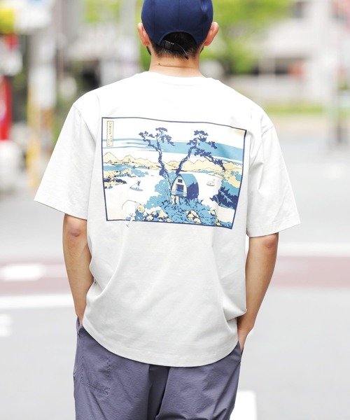 EKAL（エカル）の「『接触冷感』UKIYO-E LAKE T-SHIRTS（Tシャツ/カットソー・メンズ・ホワイト/ライトグレー・MEDIUM/LARGE）」の3枚目の写真