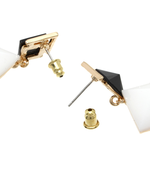 WEGO(ウィゴー)の「WEGO/トライバルBIGピアス(ピアス(両耳用)・レディース・ゴールド/シルバー・FREE)」の4枚目の写真