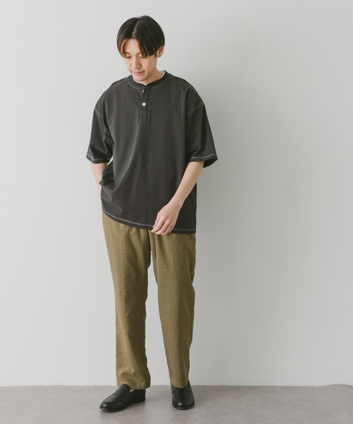 URBAN RESEARCH DOORS(アーバンリサーチドアーズ)の「配色stヘンリーネックショートスリーブTシャツ(Tシャツ/カットソー・メンズ・ブラウン/ホワイト/ブルー/チャコールグレー・MEDIUM/LARGE)」の22枚目の写真