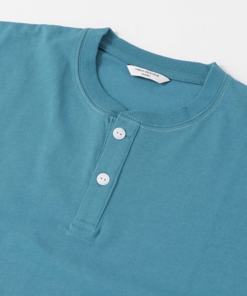 URBAN RESEARCH DOORS(アーバンリサーチドアーズ)の「配色stヘンリーネックショートスリーブTシャツ(Tシャツ/カットソー・メンズ・ブラウン/ホワイト/ブルー/チャコールグレー・MEDIUM/LARGE)」の6枚目の写真