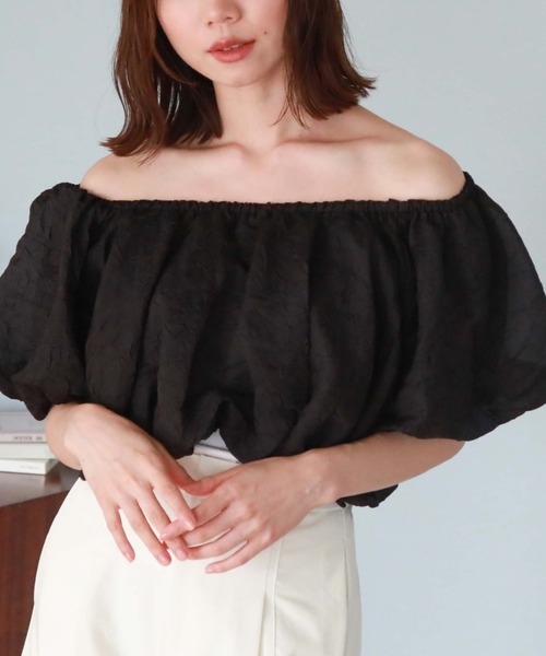 archives（アルシーヴ）の「肩リボンバルーンブラウス（シャツ/ブラウス・レディース・ブルーグレー/オフホワイト/ブラック・MEDIUM）」の2枚目の写真