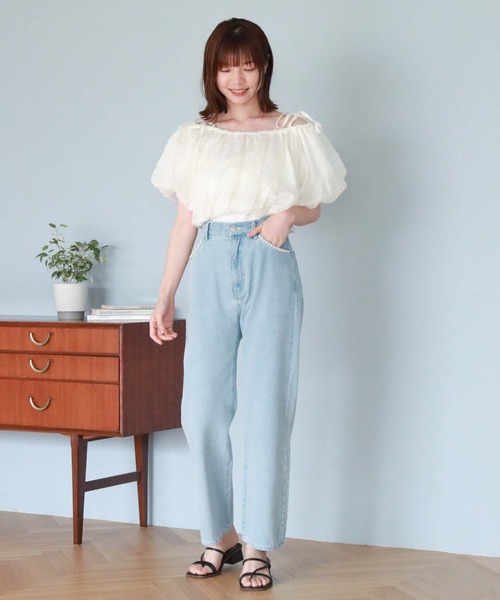 archives（アルシーヴ）の「肩リボンバルーンブラウス（シャツ/ブラウス・レディース・ブルーグレー/オフホワイト/ブラック・MEDIUM）」の4枚目の写真