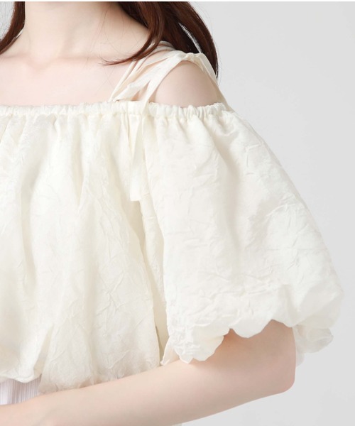 archives（アルシーヴ）の「肩リボンバルーンブラウス（シャツ/ブラウス・レディース・ブルーグレー/オフホワイト/ブラック・MEDIUM）」の13枚目の写真