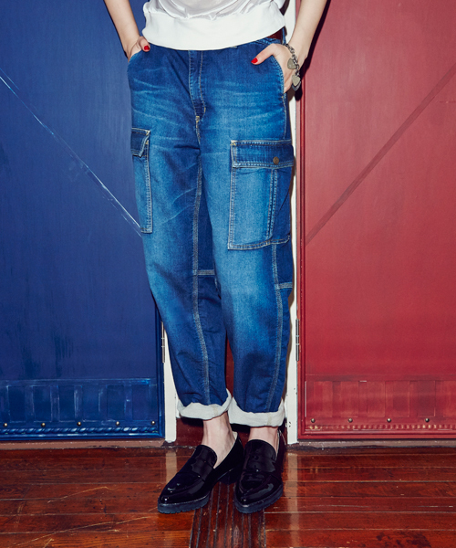 HYSTERIC GLAMOUR（ヒステリックグラマー）の「USED加工 イージーPT（デニムパンツ・レディース・インディゴブルー/ダークインディゴブルー・MEDIUM/SMALL/X-SMALL）」の2枚目の写真