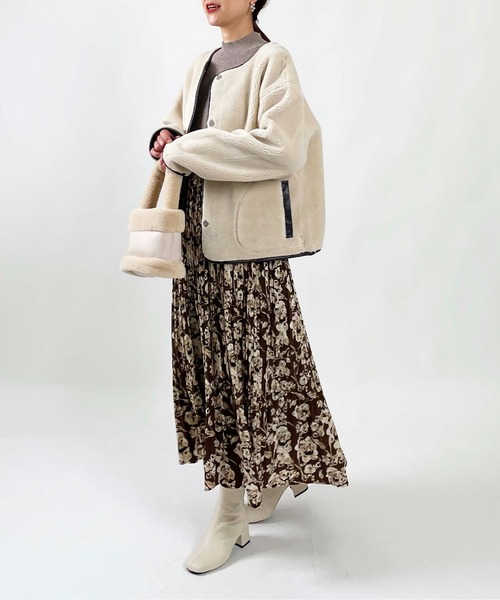 PICCIN（ピッチン）の「リバーシブルフェイクムートンジャケット（ノーカラージャケット・レディース・モカ/ベージュ・M/L）」の20枚目の写真