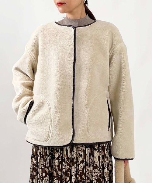 PICCIN（ピッチン）の「リバーシブルフェイクムートンジャケット（ノーカラージャケット・レディース・モカ/ベージュ・M/L）」の18枚目の写真