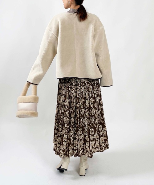 PICCIN（ピッチン）の「リバーシブルフェイクムートンジャケット（ノーカラージャケット・レディース・モカ/ベージュ・M/L）」の21枚目の写真