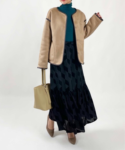 PICCIN（ピッチン）の「リバーシブルフェイクムートンジャケット（ノーカラージャケット・レディース・モカ/ベージュ・M/L）」の7枚目の写真