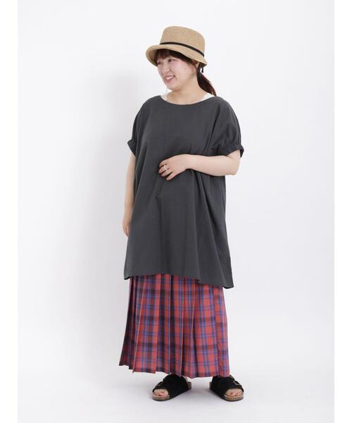 Samansa Mos2(サマンサ モスモス)の「袖口ギャザー前後2WAYチュニック(チュニック・レディース・チャコールグレー/ブラウン/パープル/ベージュ/グリーン/ブルー・F)」の13枚目の写真