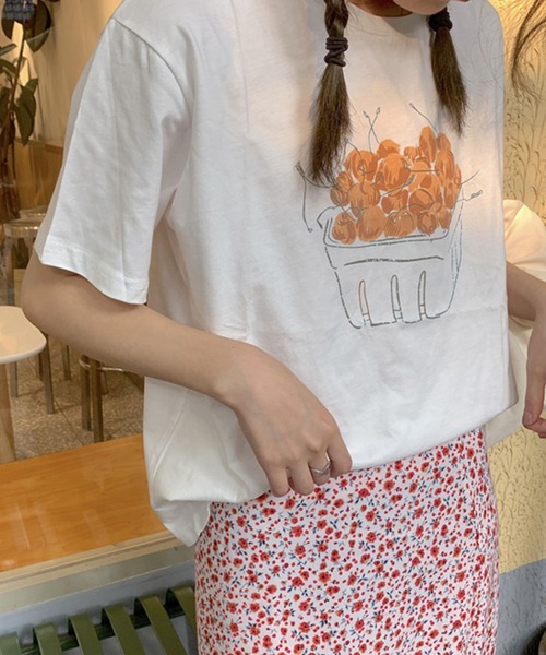 PRIVATE BEACH(プライベートビーチ)の「フルーツプリントTシャツ(Tシャツ/カットソー・レディース・ピンク/ホワイト/ライトグリーン・M/L)」の1枚目の写真