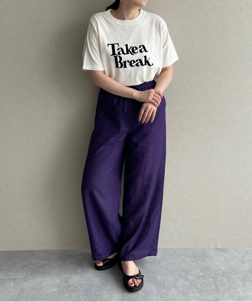 LOWRYS FARM（ローリーズファーム）の「フロッキーロゴＳＳ　968140（Tシャツ/カットソー・レディース・グレー/アイボリー/ブラウン・FREE）」の4枚目の写真