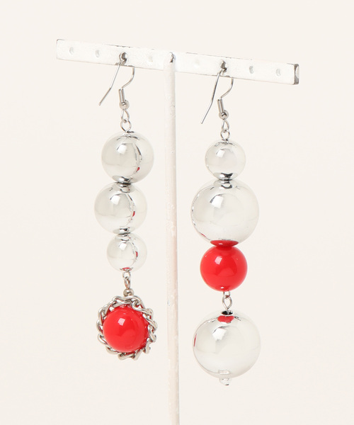 tone(トーン)の「【KKSHOP】チェーン玉ピアス(MA)(ピアス(両耳用)・レディース・レッド系その他・FREE)」の2枚目の写真