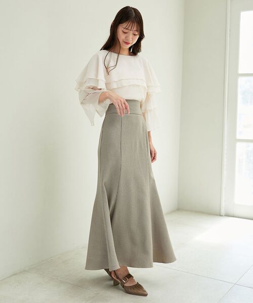 MAJESTIC LEGON（マジェスティックレゴン）の「ニュアンスケープブラウス（シャツ/ブラウス・レディース・アイボリー/ベージュ/ライトグレー・MEDIUM）」の19枚目の写真