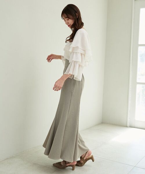 MAJESTIC LEGON（マジェスティックレゴン）の「ニュアンスケープブラウス（シャツ/ブラウス・レディース・アイボリー/ベージュ/ライトグレー・MEDIUM）」の21枚目の写真