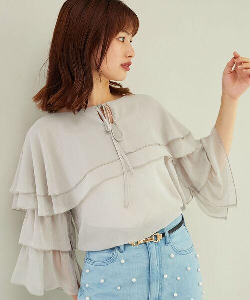 MAJESTIC LEGON（マジェスティックレゴン）の「ニュアンスケープブラウス（シャツ/ブラウス・レディース・アイボリー/ベージュ/ライトグレー・MEDIUM）」の6枚目の写真