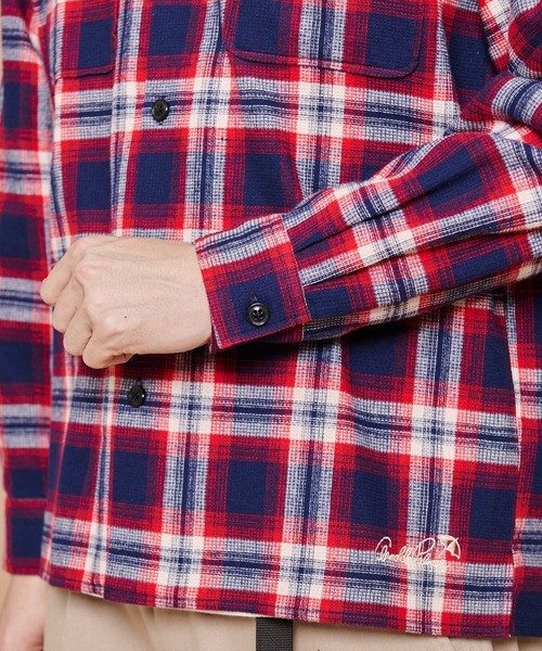 Arnold Palmer（アーノルドパーマー）の「ワッフル チェック オープンカラー 長袖 シャツ（シャツ/ブラウス・メンズ・ブラウン/ネイビー・LL/L/M）」の6枚目の写真