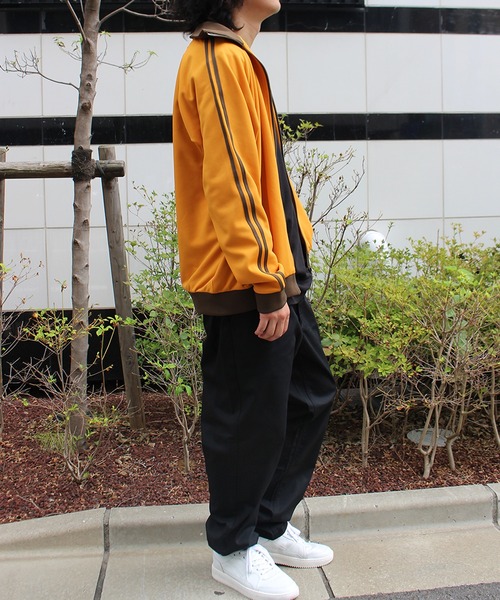 BEVERLY HILLS POLO CLUB(ビバリーヒルズポロクラブ)の「【BEVERLY HILLS POLO CLUB/ビバリーヒルズポロクラブ】 袖ラインジャージ スタンド衿トラックジャケット(ジャージ・メンズ・スミクロ/ダークオレンジ/アイボリー/ライトブルー/ネイビー/グレー・M/L/LL)」の22枚目の写真